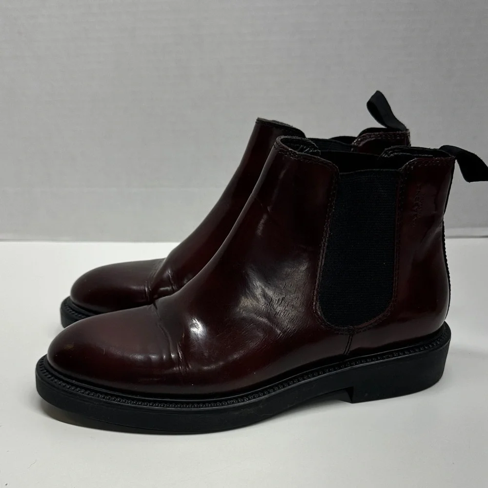 Vagabond Amina Chelsea Boots Ankle Leather Pull On Booties Bordeaux Red Size 6